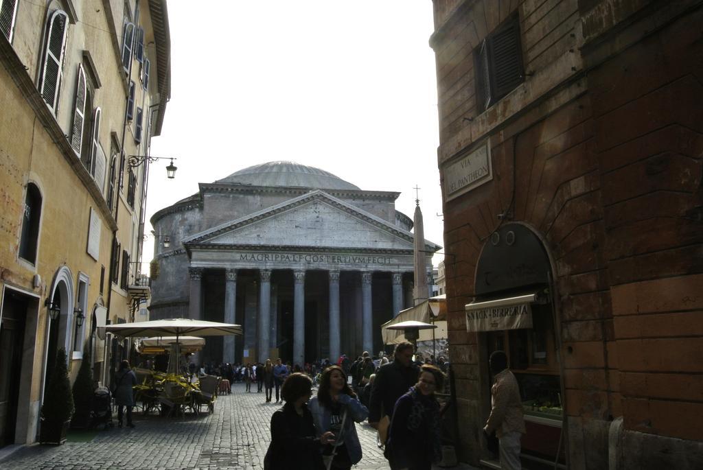 Pantheon Domus Valentino Apartment Rome Exterior photo