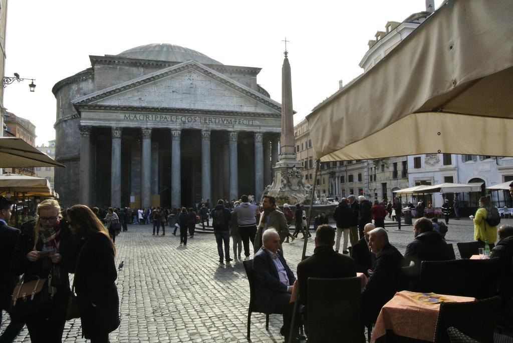 Pantheon Domus Valentino Apartment Rome Exterior photo
